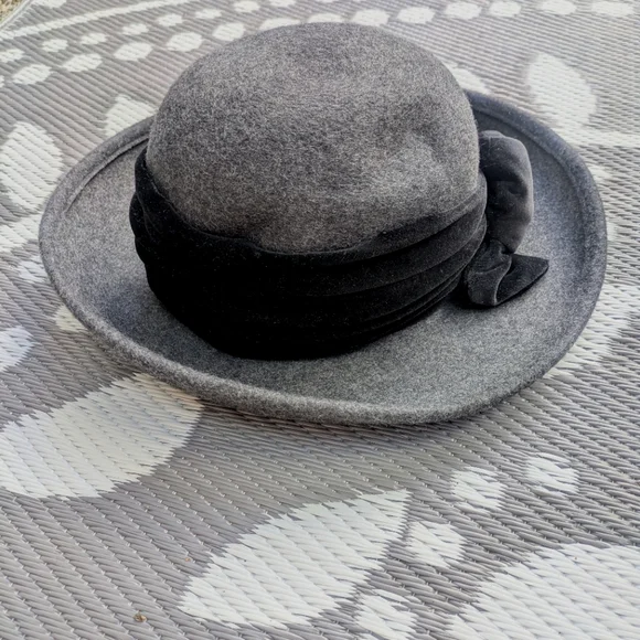 Laura Ashley Wool Hat LAURA ASHLEY New Navy Blue Solid Wool Women Bowler Hat Size  main image 4